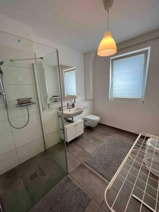 Moderne Wohnung Mit 4 Betten Bochum Bagian luar foto