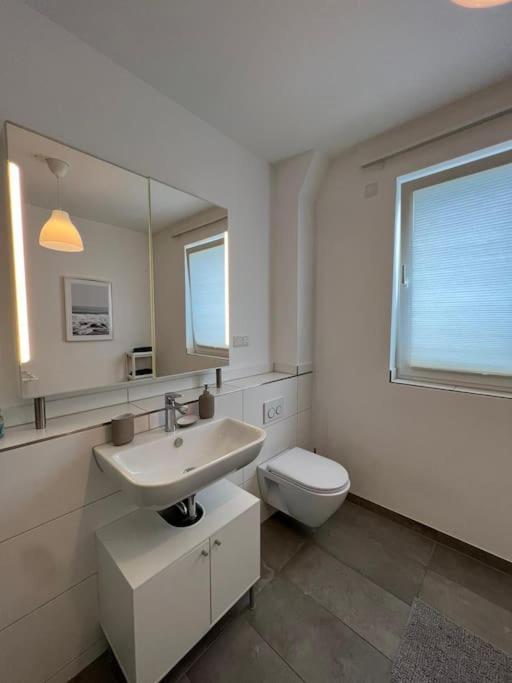 Moderne Wohnung Mit 4 Betten Bochum Bagian luar foto