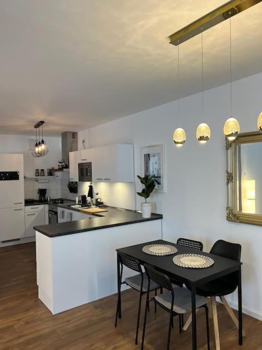 Moderne Wohnung Mit 4 Betten Bochum Bagian luar foto